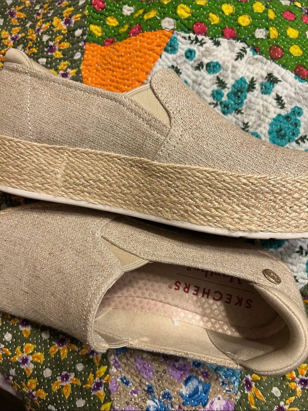 Skechers Martha Slip-On Espadrille in Neutral Beige Canvas upper. Sz 8 - Picture 5 of 10